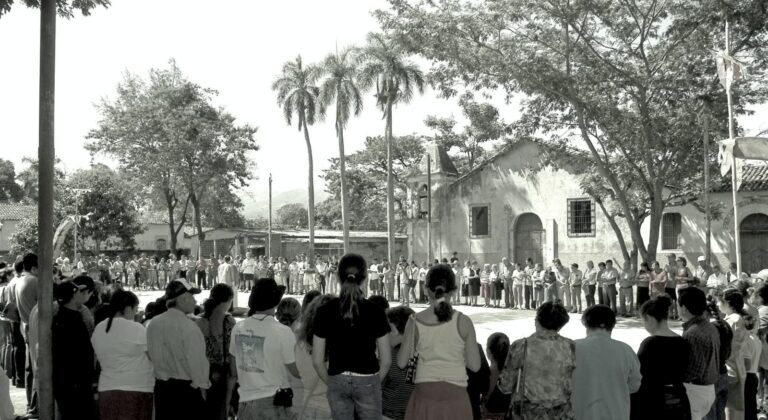 Fotografia archivo Centro Arte para la Paz-Suchitoto-Inauguracion
